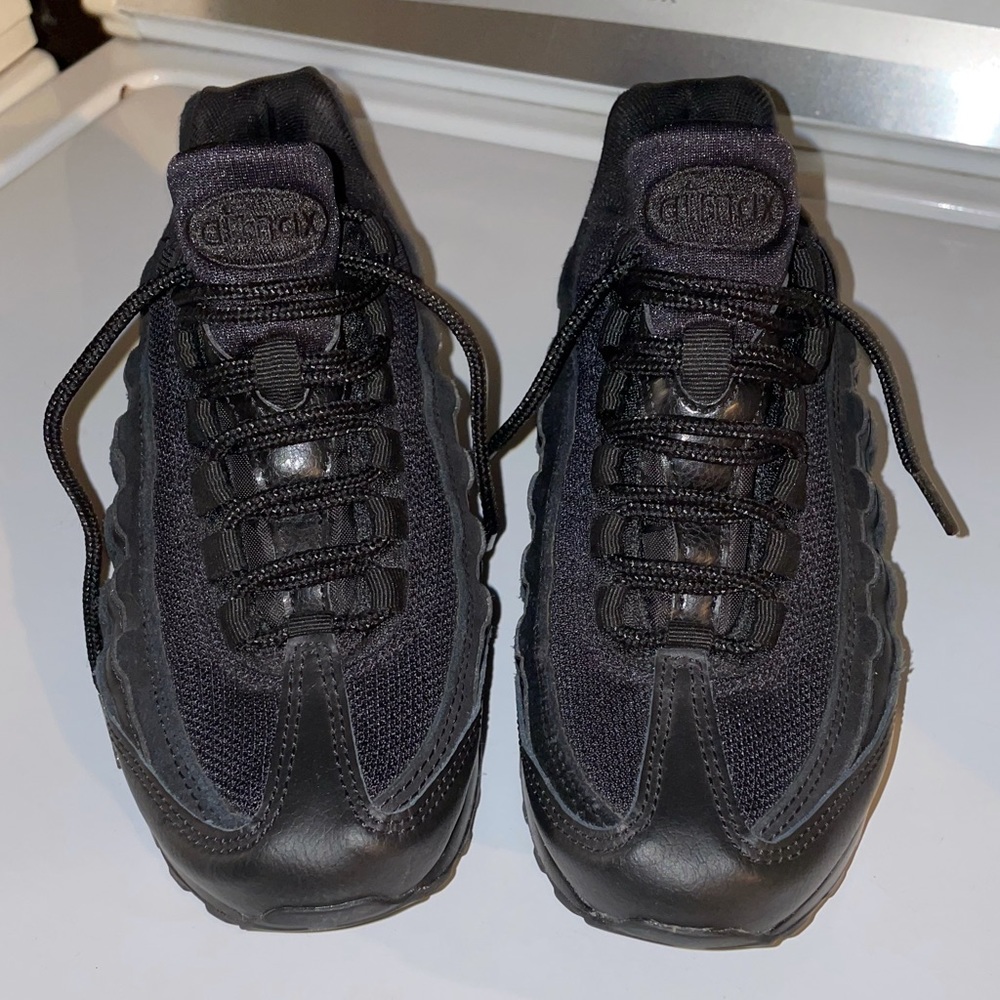 Nike air max 95 GS triple black